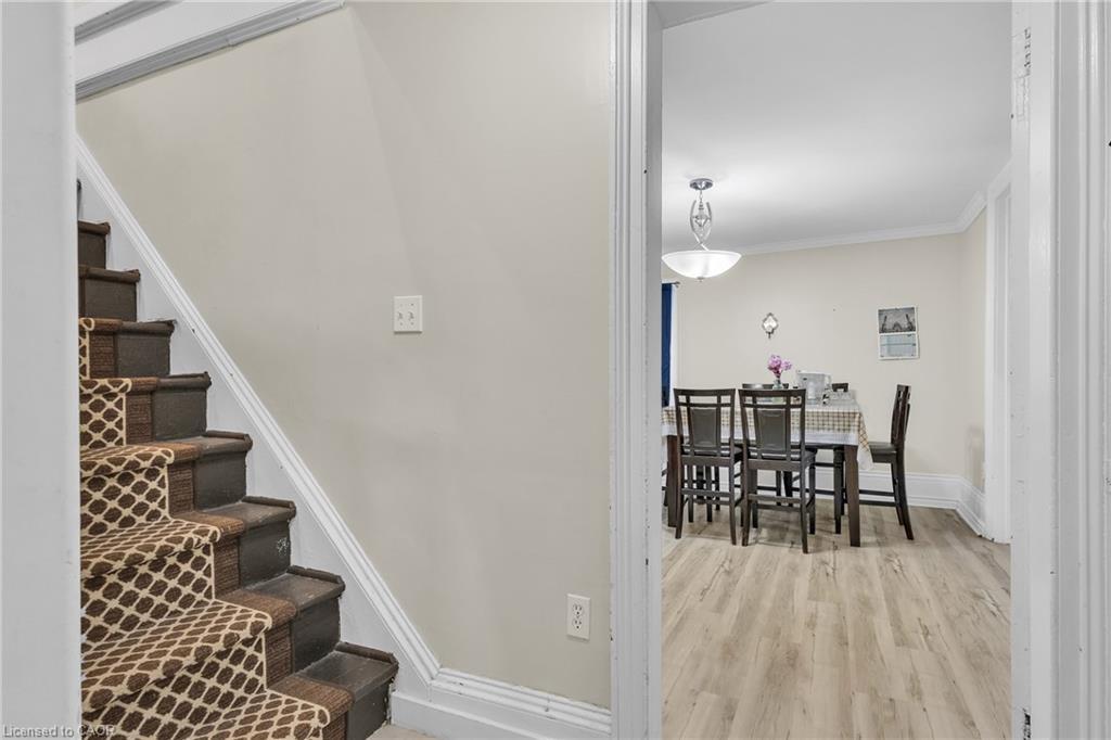 228 Main Street, Cambridge, ON