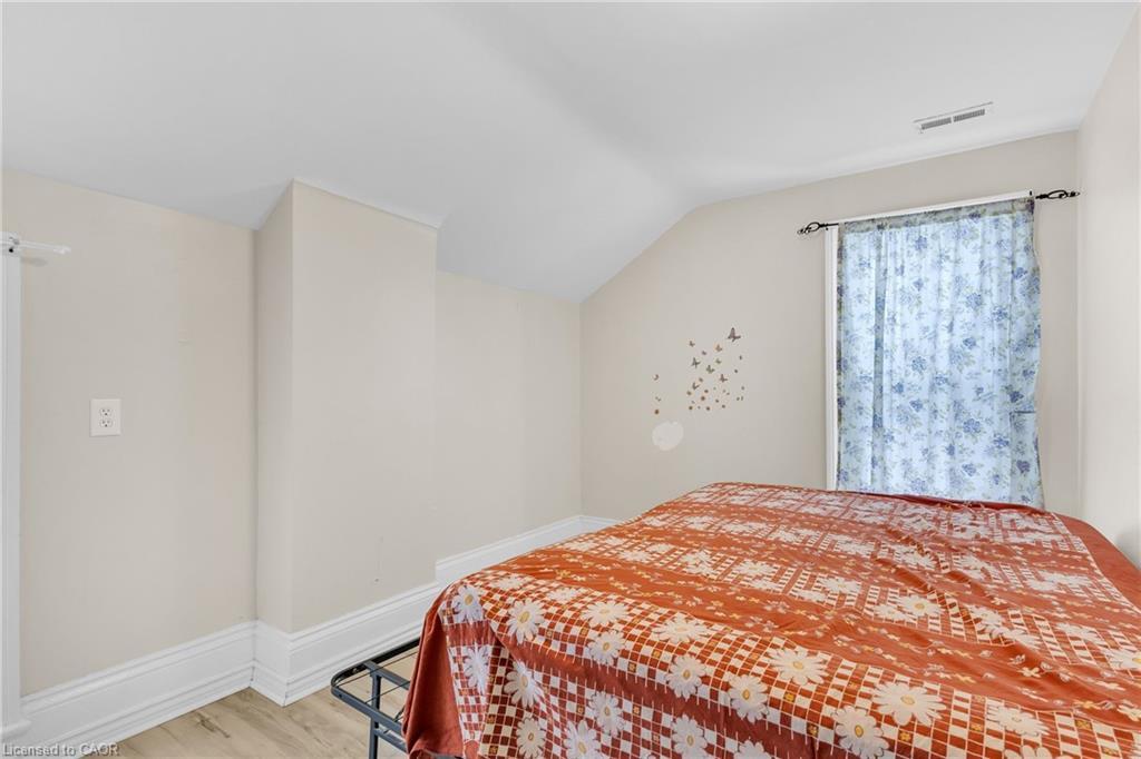 228 Main Street, Cambridge, ON