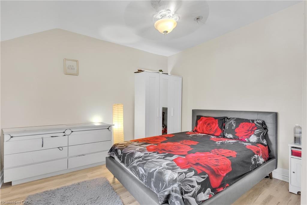 228 Main Street, Cambridge, ON