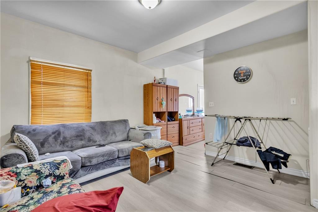 228 Main Street, Cambridge, ON