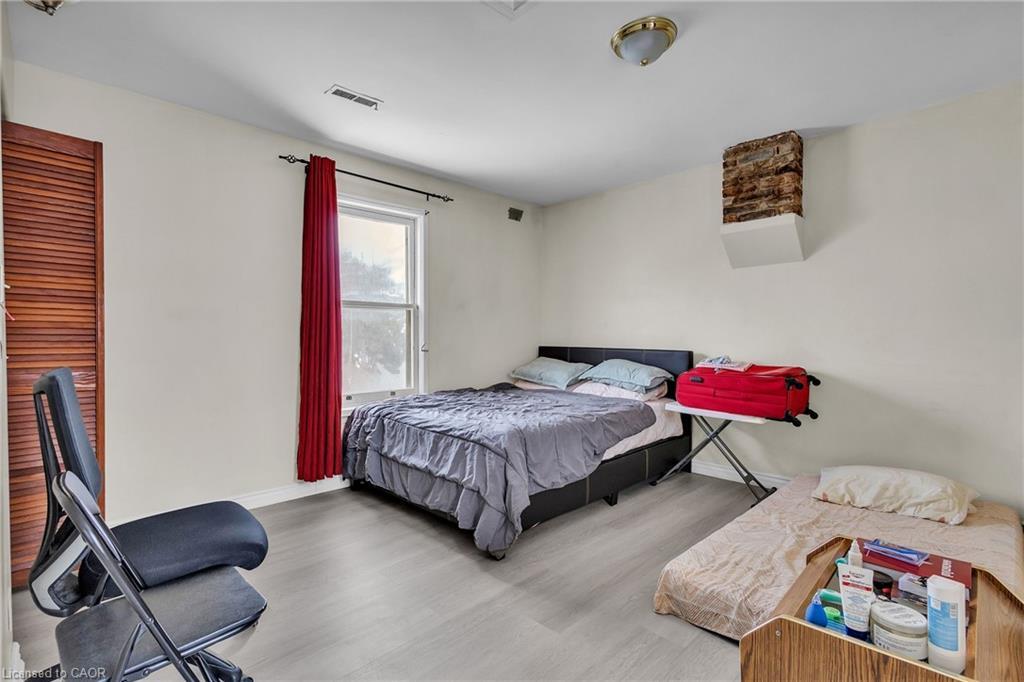 228 Main Street, Cambridge, ON