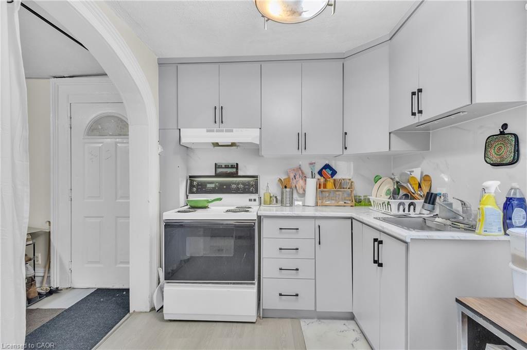 228 Main Street, Cambridge, ON