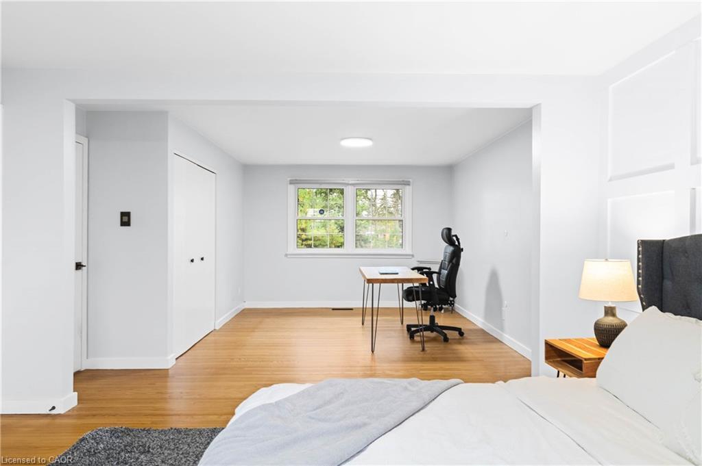 296 Edgehill Drive, Kitchener, ON - Indoor Photo Showing Bedroom
