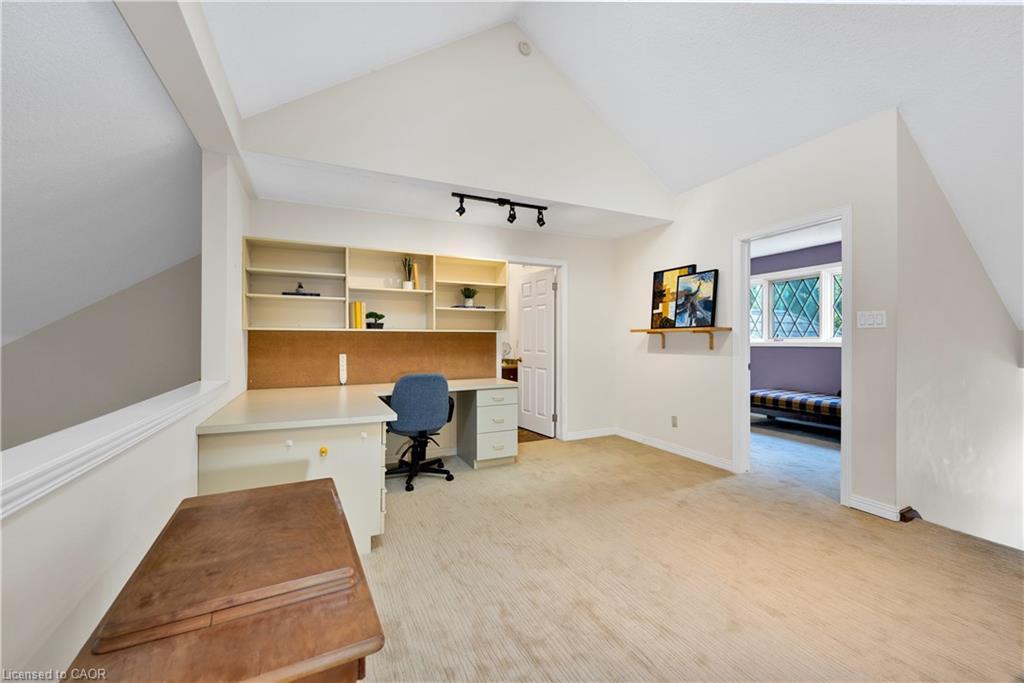 33 Walnut Drive, Guelph, ON - Indoor Photo Showing Office