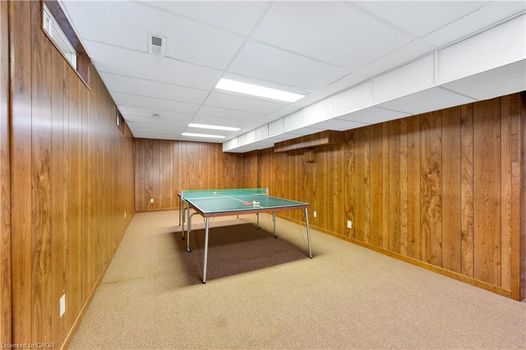 33 Walnut Drive, Guelph, ON - Indoor Photo Showing Basement