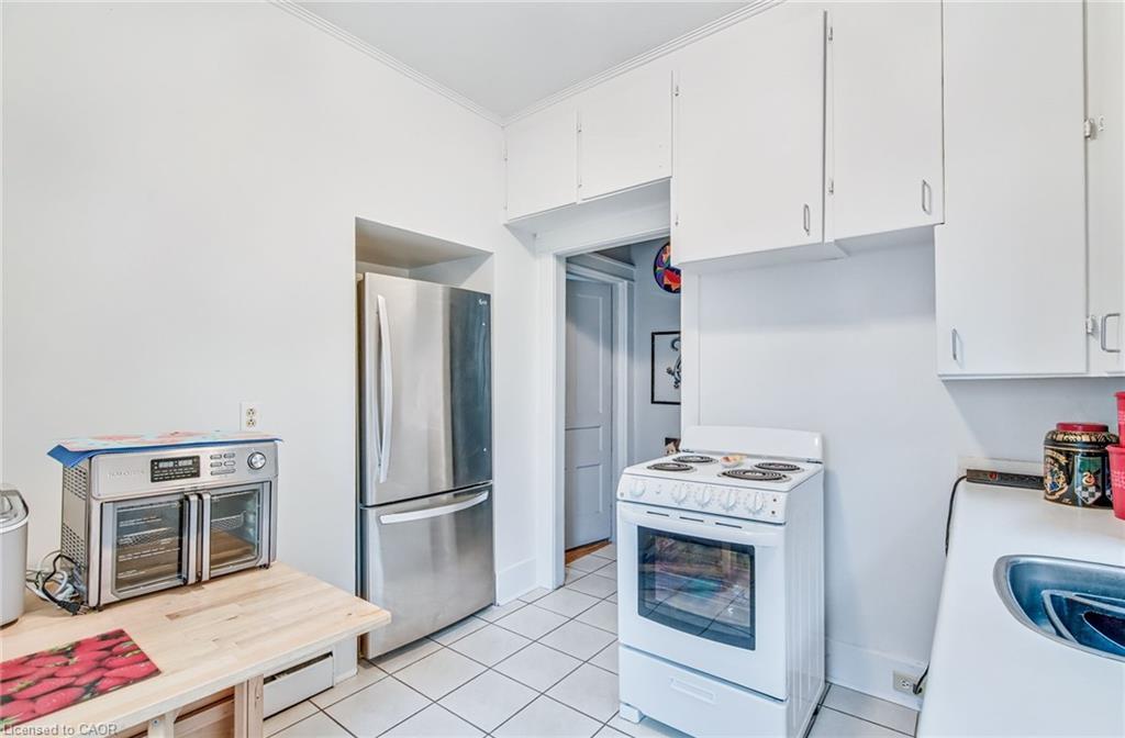 93 East 23Rd Street, Hamilton, ON - Indoor Photo Showing Other Room