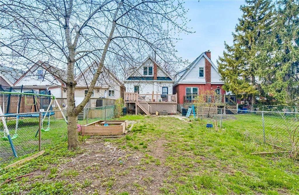 93 East 23Rd Street, Hamilton, ON - Outdoor