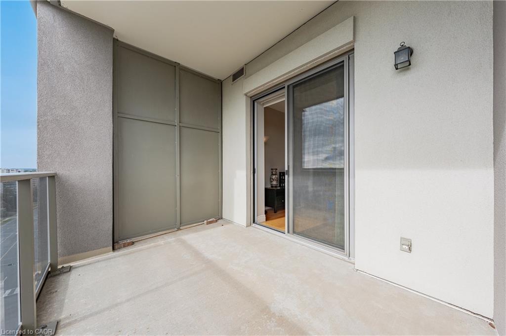 706-223 Erb Street W, Waterloo, ON - Outdoor With Exterior