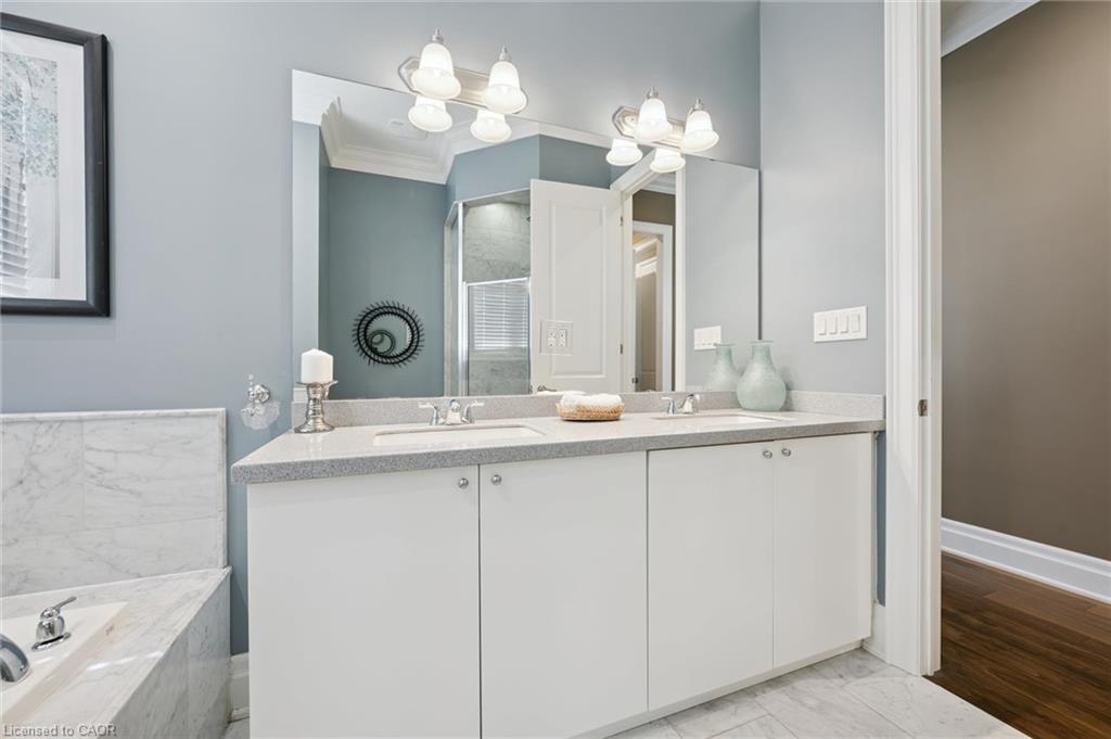 68 Gentle Fox Drive, Caledon, ON - Indoor Photo Showing Bathroom