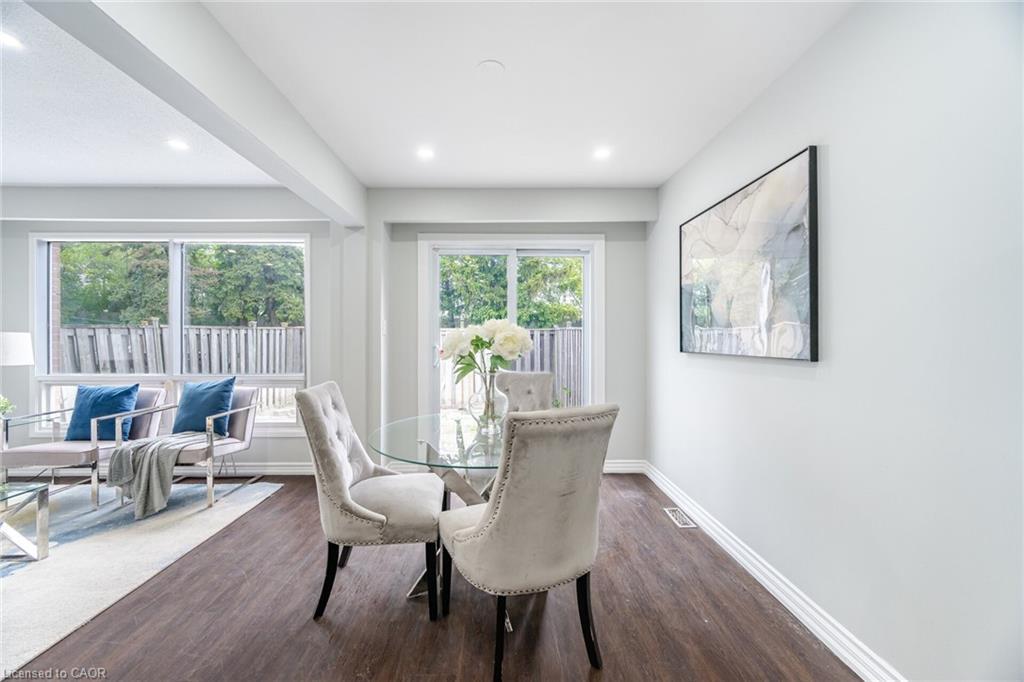 65-3525 Brandon Gate Drive, Mississauga, ON - Indoor Photo Showing Dining Room