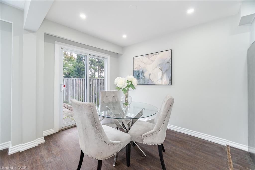 65-3525 Brandon Gate Drive, Mississauga, ON - Indoor Photo Showing Dining Room
