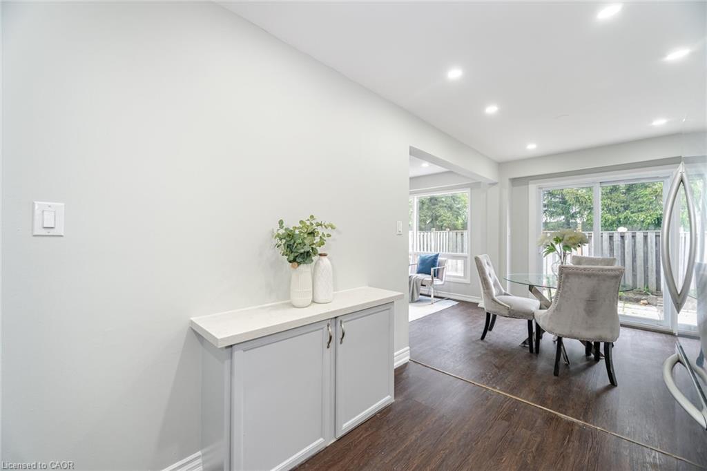 65-3525 Brandon Gate Drive, Mississauga, ON - Indoor Photo Showing Dining Room