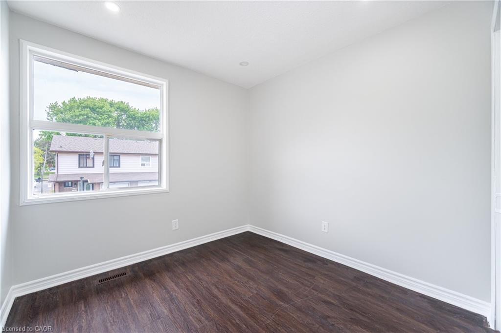 65-3525 Brandon Gate Drive, Mississauga, ON - Indoor Photo Showing Other Room