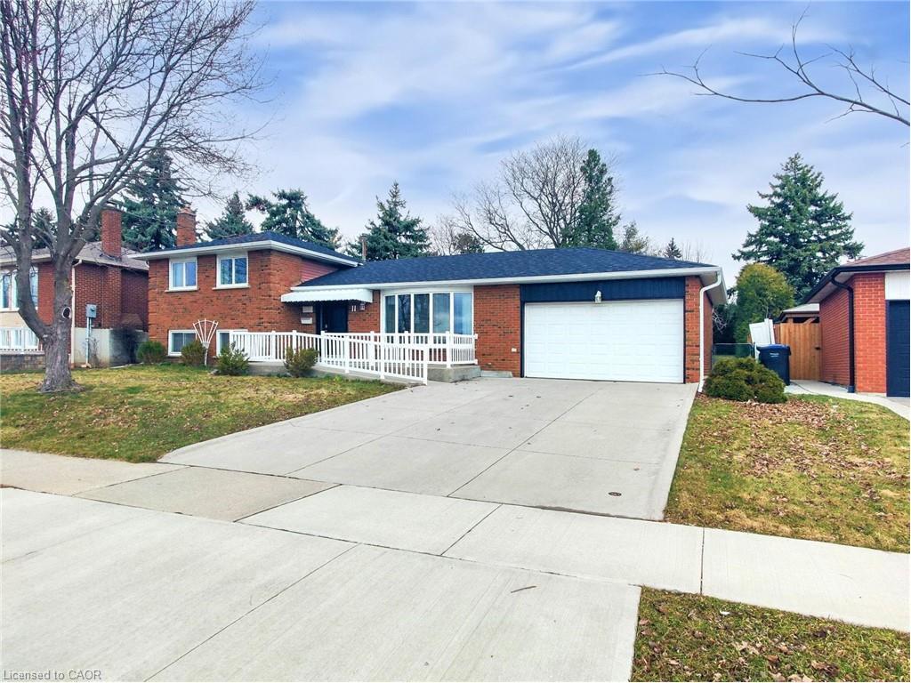 11 Meadowland Gate, Brampton, ON - Outdoor