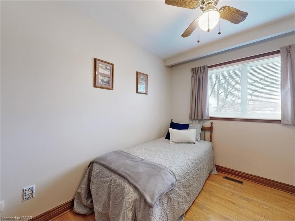 11 Meadowland Gate, Brampton, ON - Indoor Photo Showing Bedroom