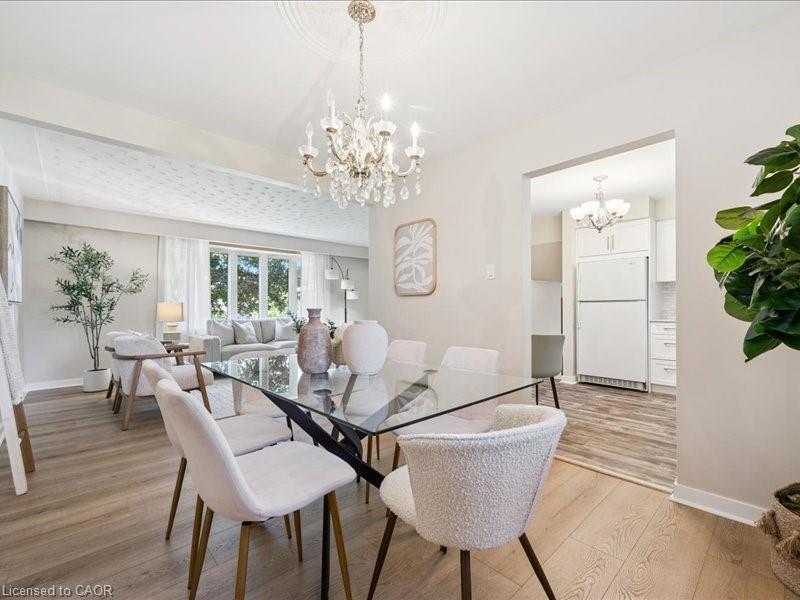 407 Grangewood Drive, Waterloo, ON - Indoor Photo Showing Dining Room