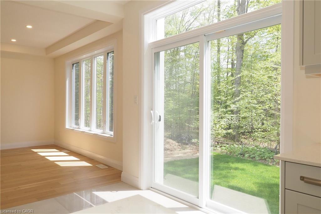 220 Jeffrey Place, Kitchener, ON - Indoor Photo Showing Other Room