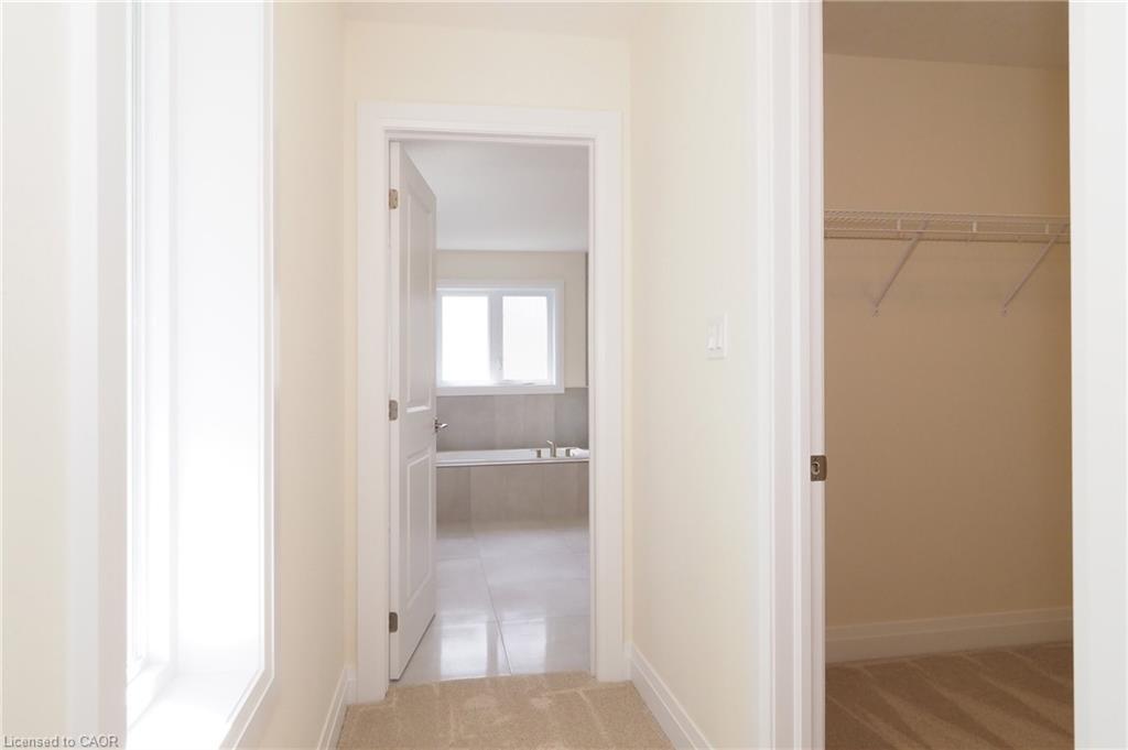 220 Jeffrey Place, Kitchener, ON - Indoor Photo Showing Other Room