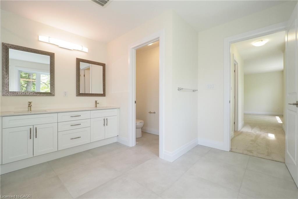 220 Jeffrey Place, Kitchener, ON - Indoor