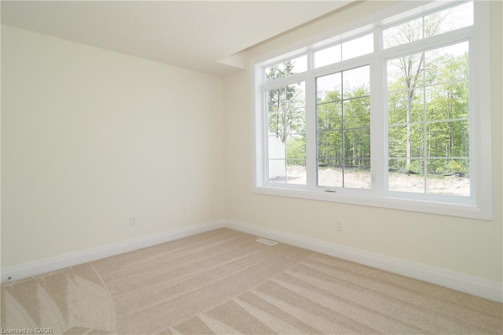 220 Jeffrey Place, Kitchener, ON - Indoor Photo Showing Other Room