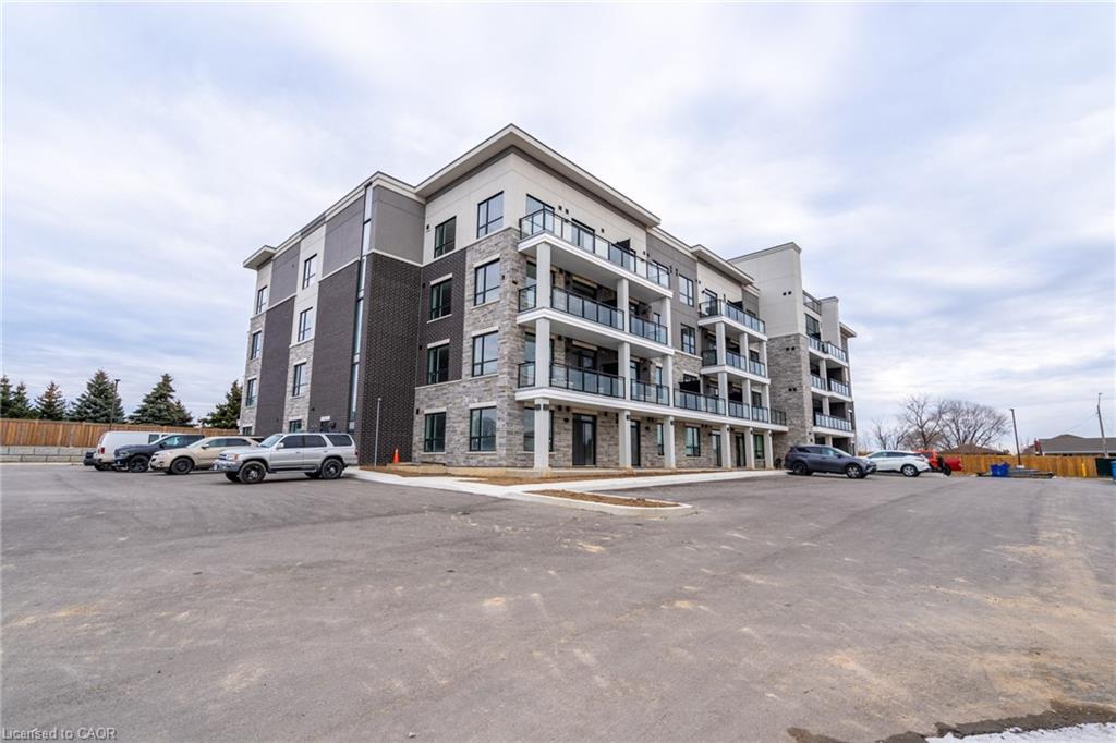 302-120 Springvalley Crescent, Hamilton, ON - Outdoor With Facade