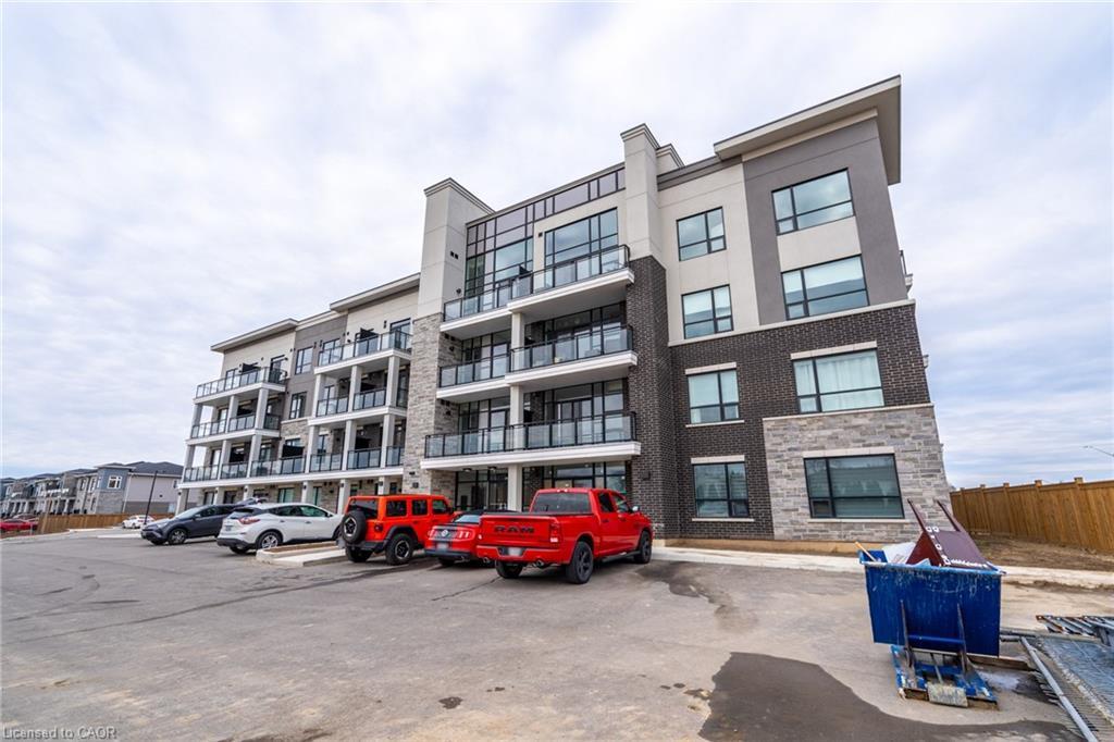 302-120 Springvalley Crescent, Hamilton, ON - Outdoor With Facade