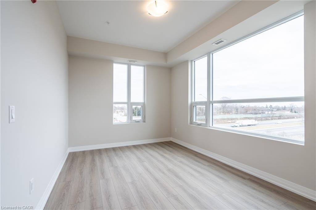 302-120 Springvalley Crescent, Hamilton, ON - Indoor Photo Showing Other Room