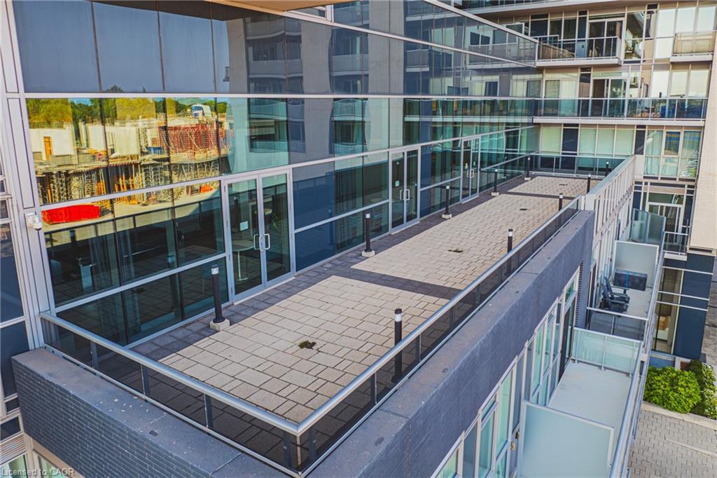 2001-2081 Fairview Street, Burlington, ON - Outdoor With Exterior