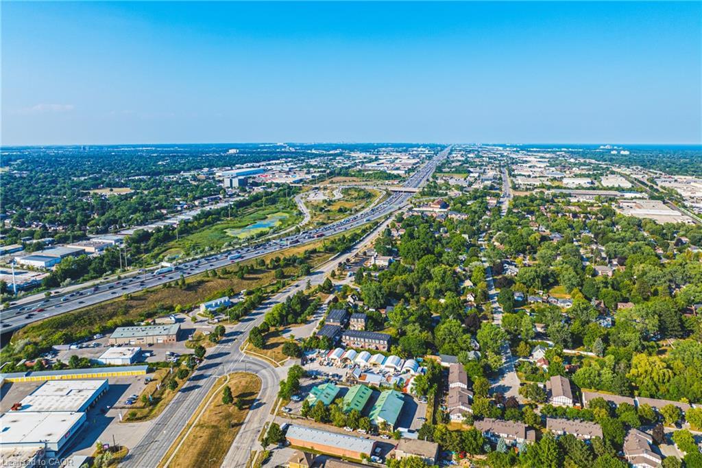 2001-2081 Fairview Street, Burlington, ON - Outdoor With View