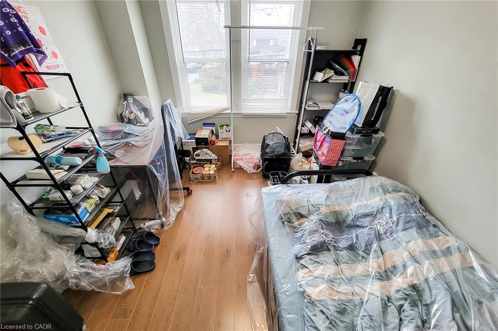 63 Paisley Avenue S, Hamilton, ON - Indoor