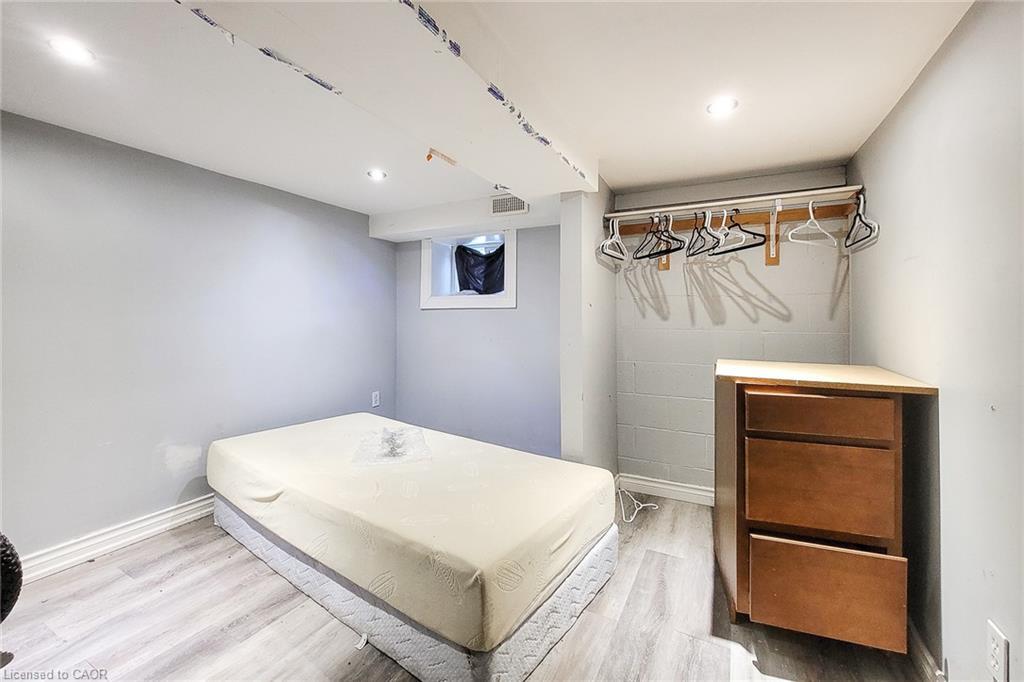 63 Paisley Avenue S, Hamilton, ON - Indoor