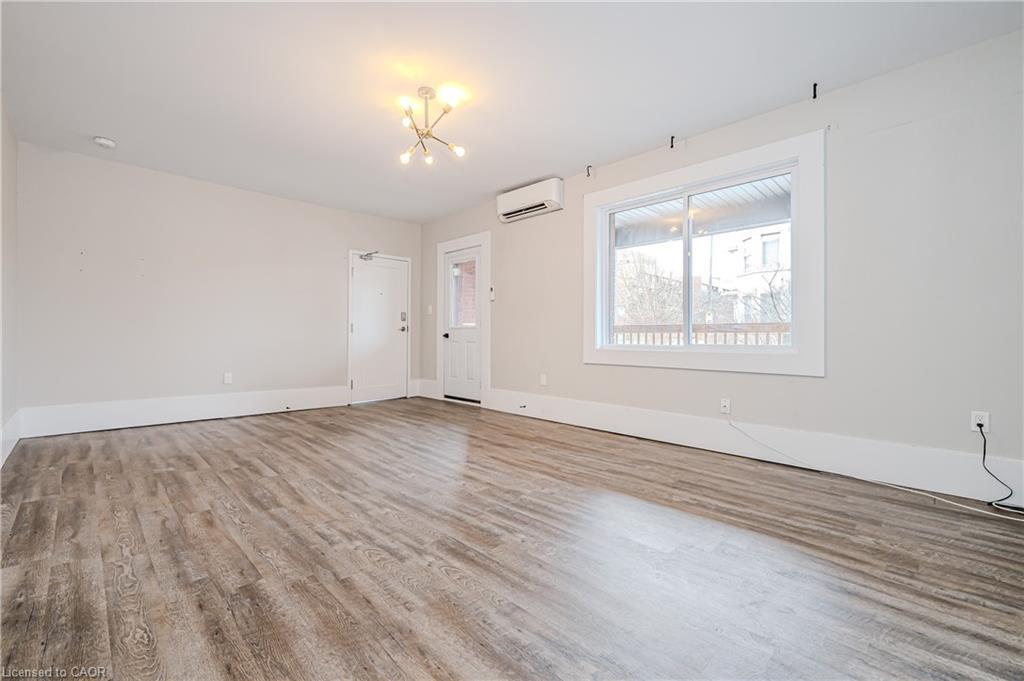 41 Albert Street, Hamilton, ON - Indoor Photo Showing Other Room