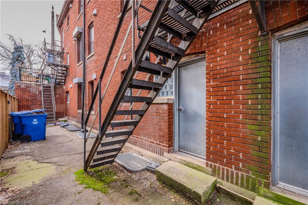 41 Albert Street, Hamilton, ON - Outdoor With Exterior