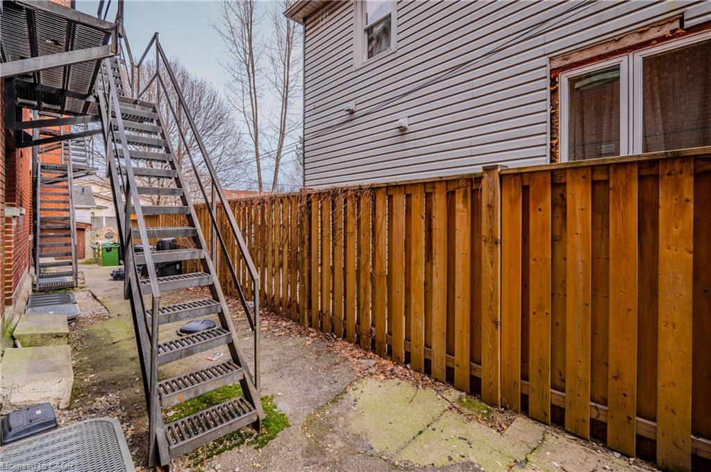 41 Albert Street, Hamilton, ON - Outdoor