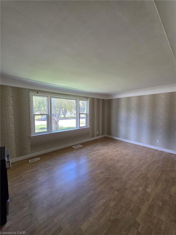 1673 Fairview Road, Cambridge, ON - Indoor Photo Showing Other Room