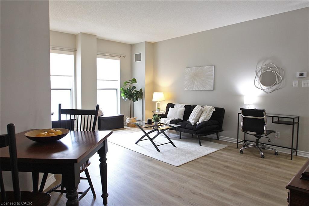 309-135 James Street S, Hamilton, ON - Indoor