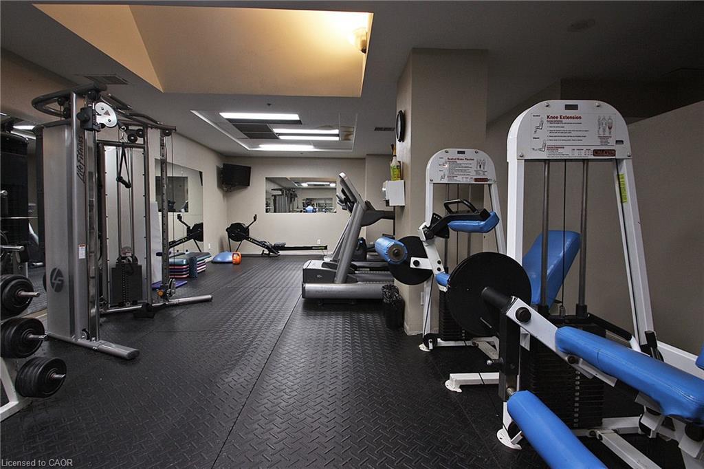 309-135 James Street S, Hamilton, ON - Indoor Photo Showing Gym Room
