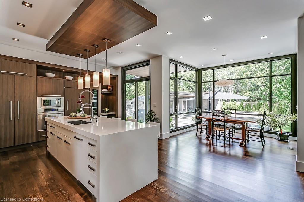 363 Morrison Road, Oakville, ON - Indoor Photo Showing Kitchen