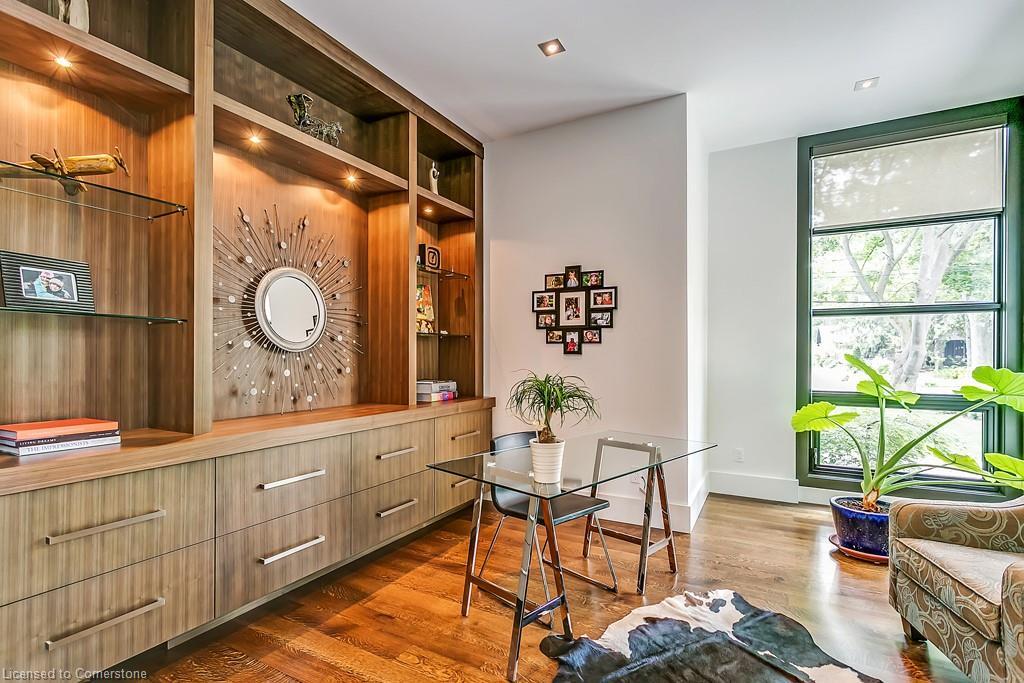 363 Morrison Road, Oakville, ON - Indoor