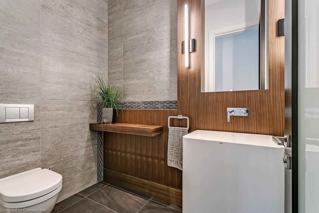 363 Morrison Road, Oakville, ON - Indoor Photo Showing Bathroom