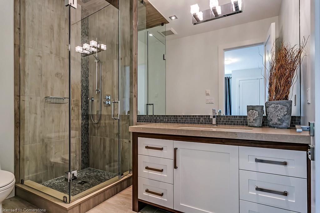 363 Morrison Road, Oakville, ON - Indoor Photo Showing Bathroom