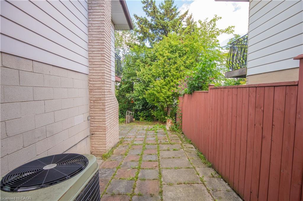 185 Lavina Crescent, Hamilton, ON - Outdoor With Exterior