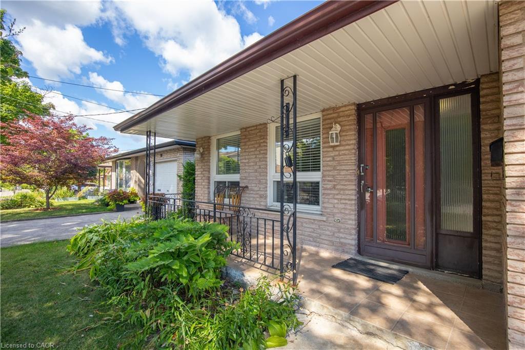 185 Lavina Crescent, Hamilton, ON - Outdoor With Deck Patio Veranda