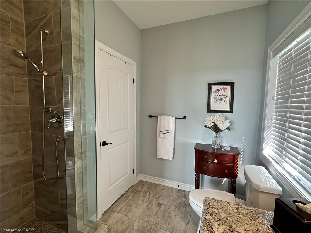 198 Schooner Drive, Port Dover, ON - Indoor Photo Showing Bathroom