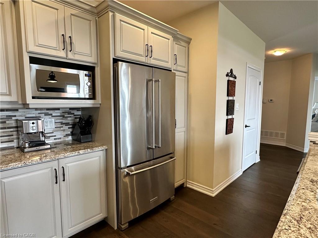 198 Schooner Drive, Port Dover, ON - Indoor Photo Showing Kitchen