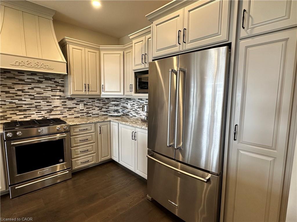 198 Schooner Drive, Port Dover, ON - Indoor Photo Showing Kitchen