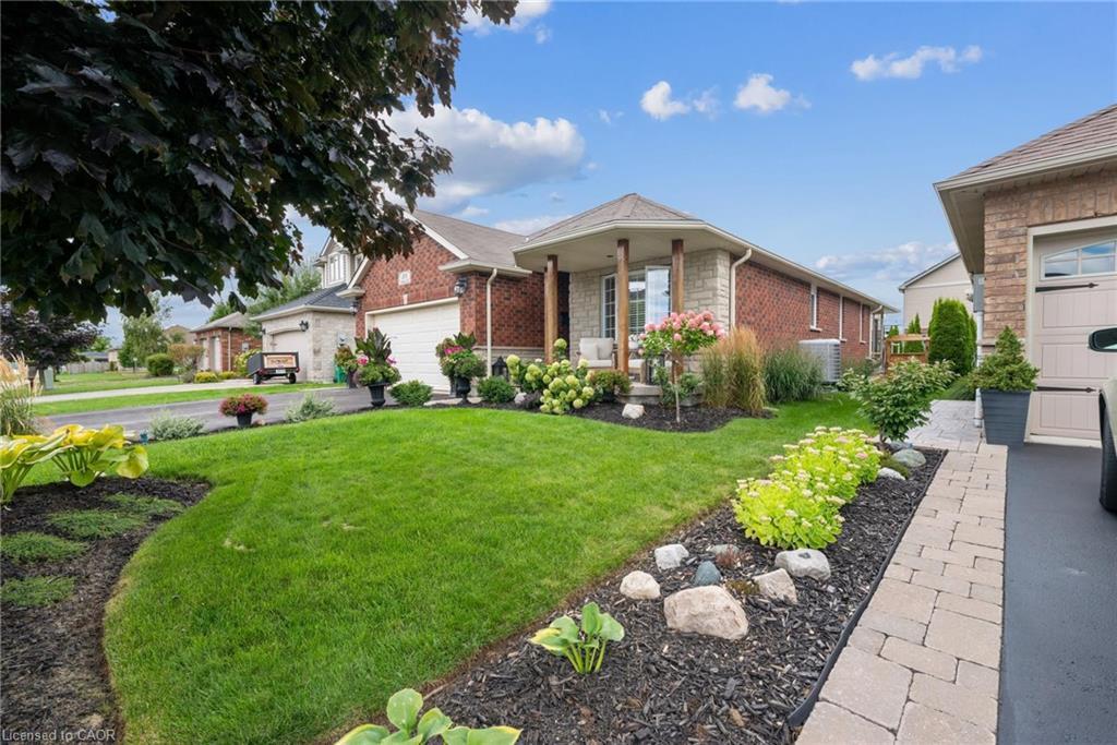 38 Stafford Street, Elora, ON - Outdoor