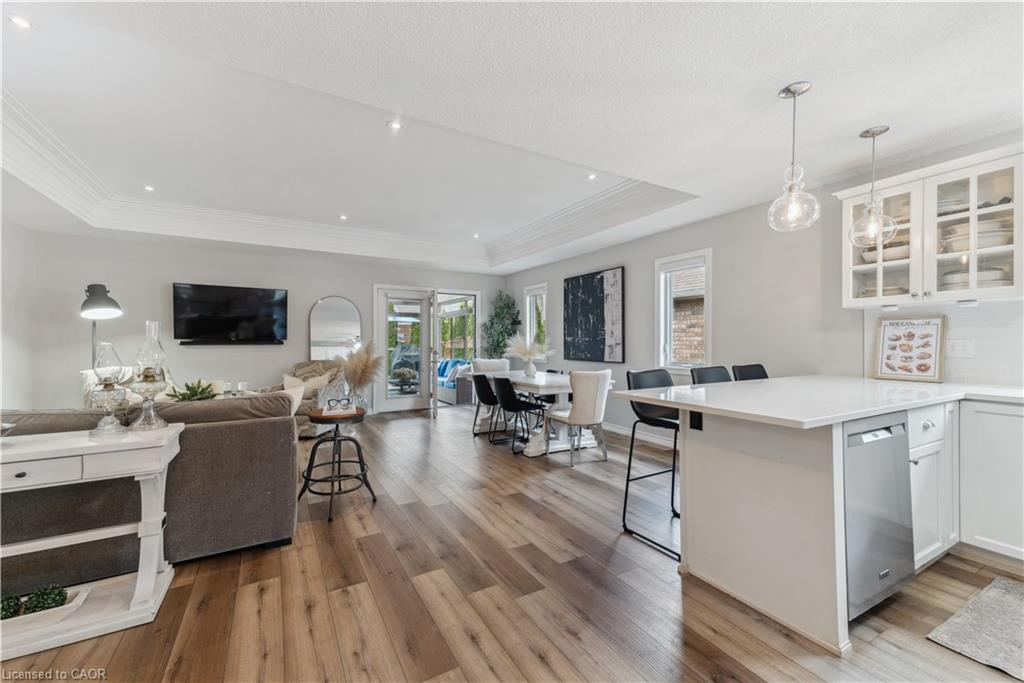 38 Stafford Street, Elora, ON - Indoor