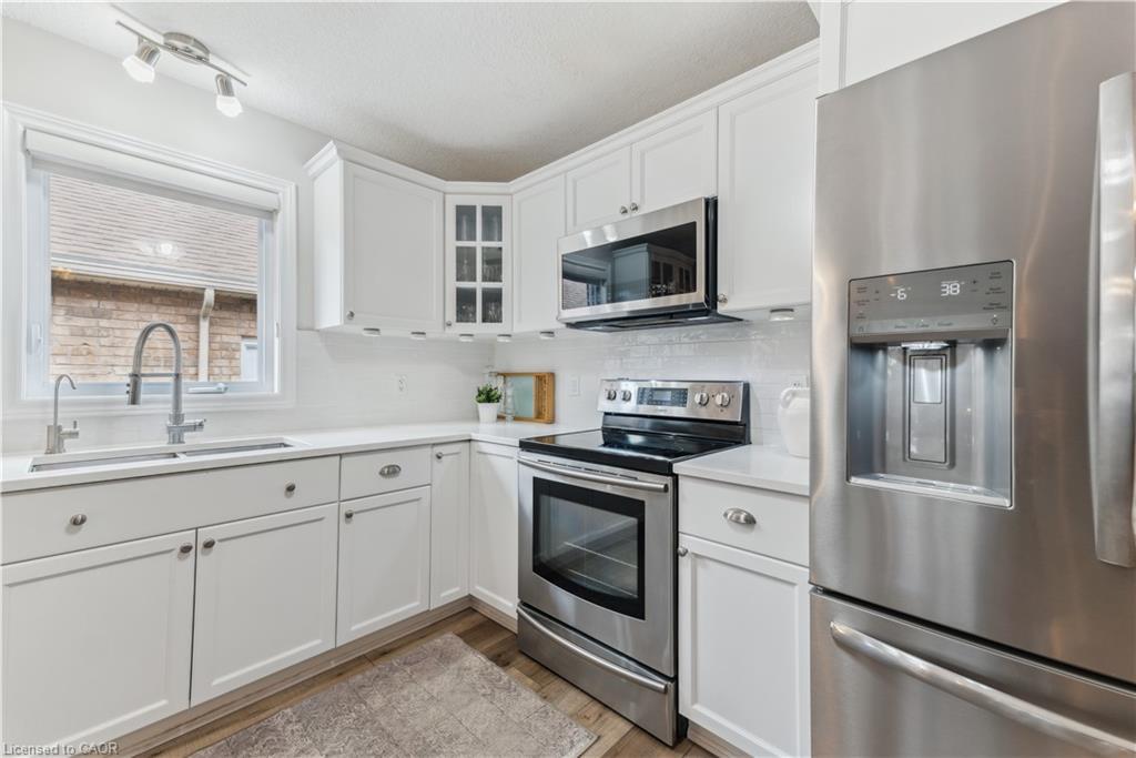 38 Stafford Street, Elora, ON - Indoor Photo Showing Kitchen