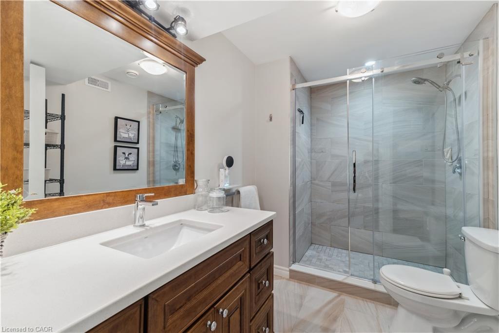 38 Stafford Street, Elora, ON - Indoor Photo Showing Bathroom
